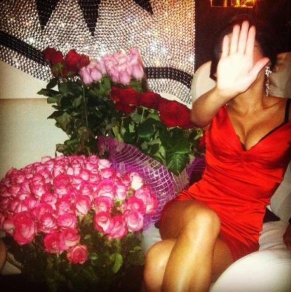 My Live Listing 🌹🌹🌹 - Picture 6 of 10